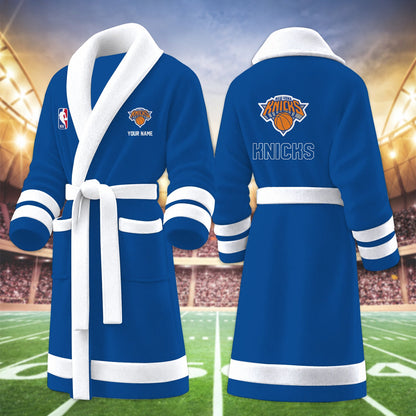 [HOT DEAL] NEW CUSTOMIZED NBA04 NYK NEW YORK KNICKS MULTICOLOR FLEECE BATHROBE
