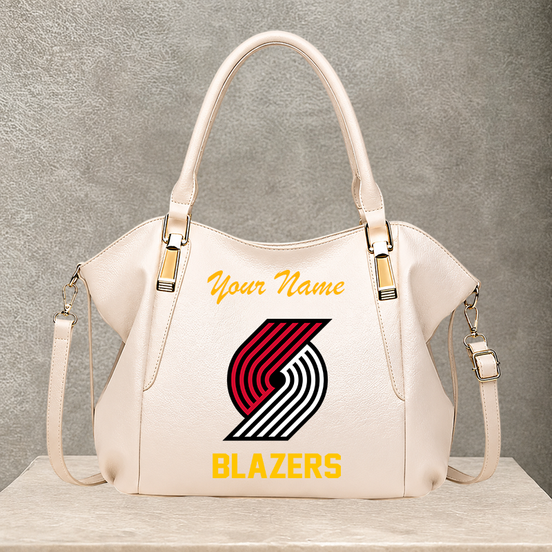 [HOT DEAL] NEW CUSTOMIZED NBA22 PTB PORTLAND TRAIL BLAZERS SHOULDER HANDBAG